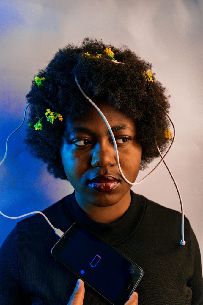 cable de celular roto